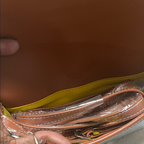 Black and Tan Patterned Bag - Picture 3 of 4